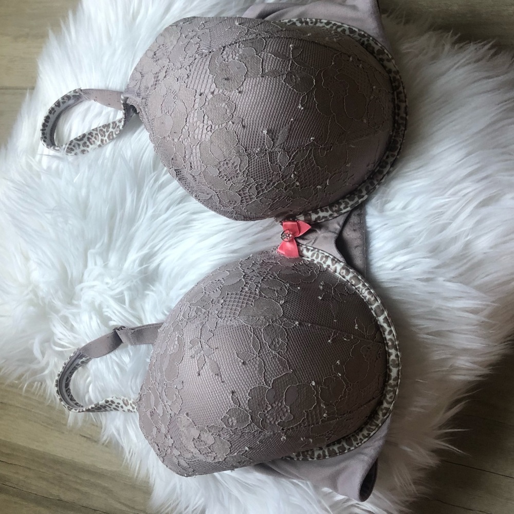 Victoria Secret Body by Victoria perfect coverage